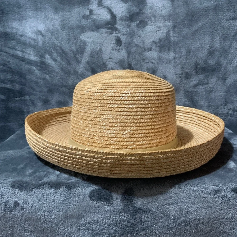 Betmar Sun Hat Womens OS Boater Natural Tan Straw Wide Upturned Brim EUC